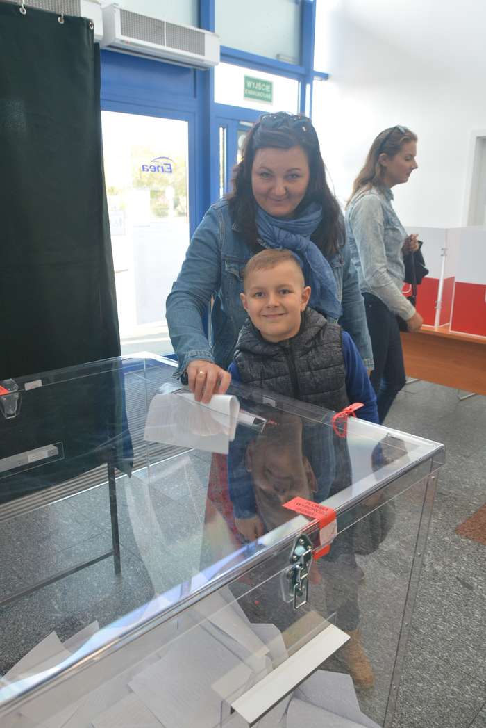 pis_wygrywa1_03