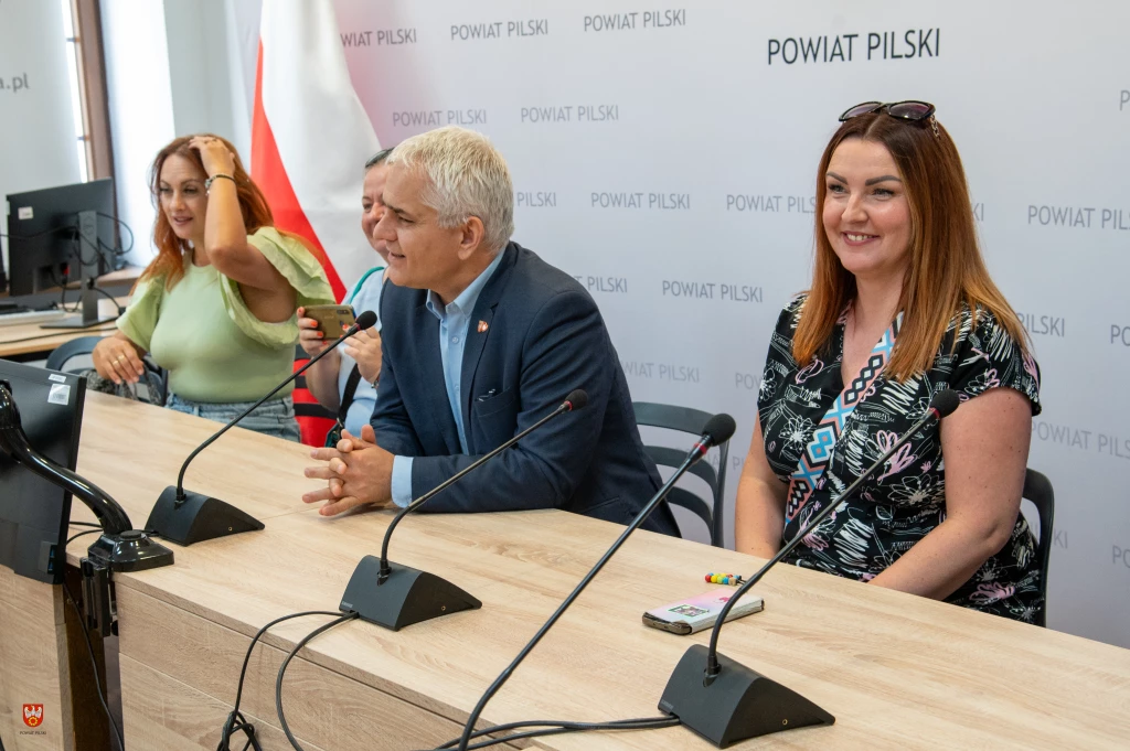 GOŚCIE W URZĘDZIE STAROSTWA POWIATOWEGO